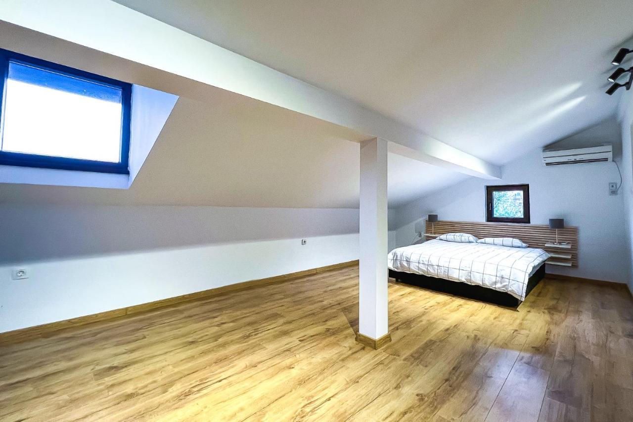 Deluxe Central Rooms Κάρλοβο Εξωτερικό φωτογραφία